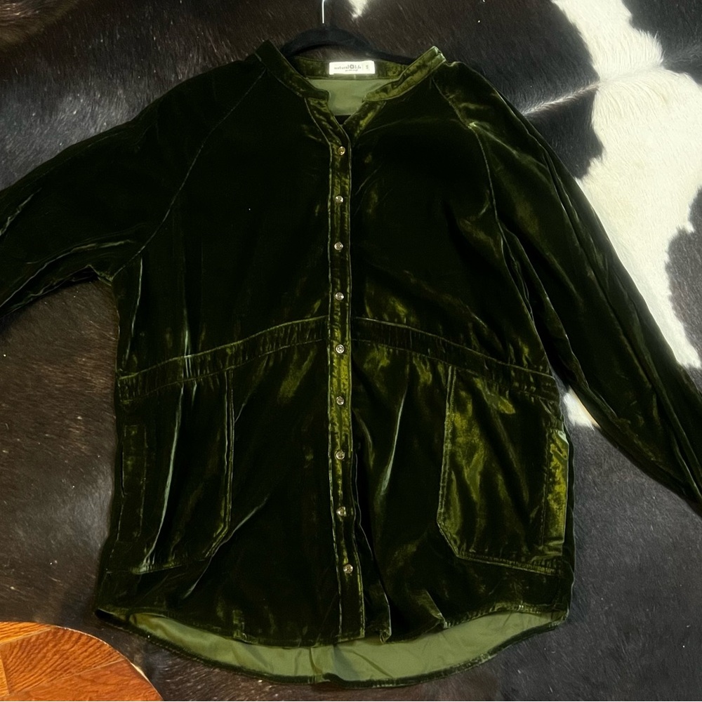 NATURAL LIFE Olive Green Velvet Button-Front Blazer Jacket